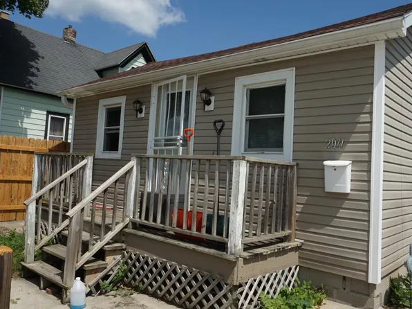 2011 Clark STREET, Racine, WI 53403