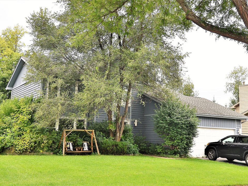 2nd image of 1112 Hidden Lake Dr