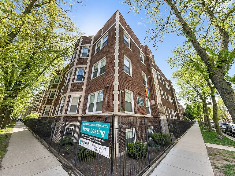 6035-6045 N Winthrop Ave #1055-1067 — Photo 4