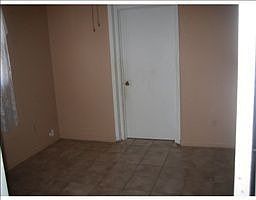 4th image of 2480 Alamanda Ave