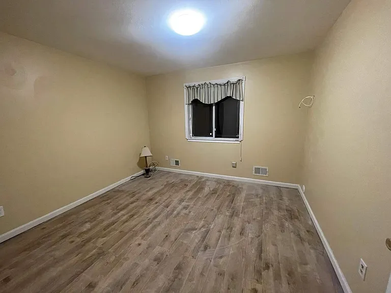 203 Gervil St #1 — Photo 8