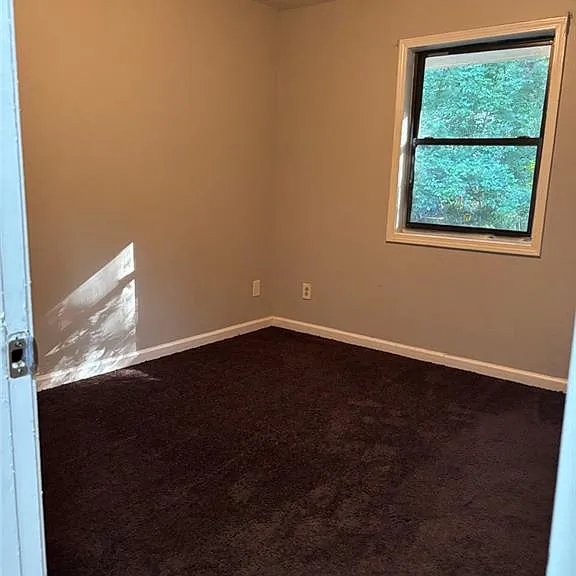 1386 Williamsburg Ln — Photo 29