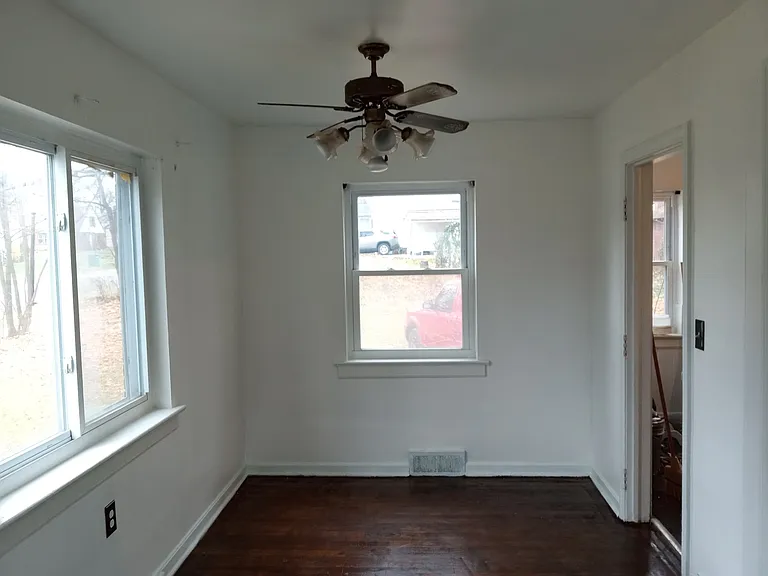 168 Graham Rd — Photo 22