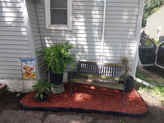 4th image of 4238 Union St