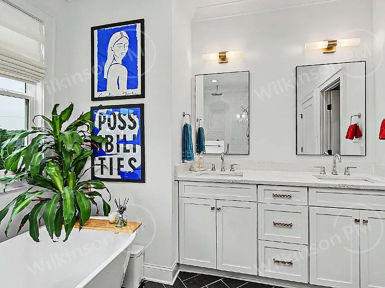 221 Gardner Ave — Photo 34