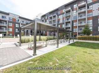 95 Dundas St W #4, Oakville, ON L6M 4L9