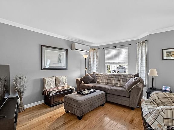 5th image of 75 Christopher Cres