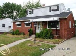 3743 Toepfer Rd, Warren, MI 48091