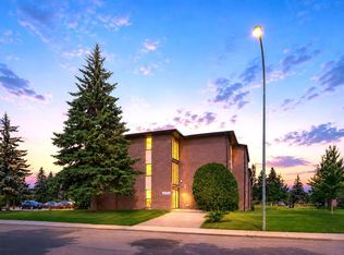 315 Tait Cres #309, Saskatoon, SK S7H5L6
