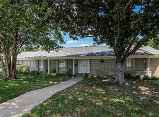 4501 Raintree Ct, Fort Worth, TX 76103