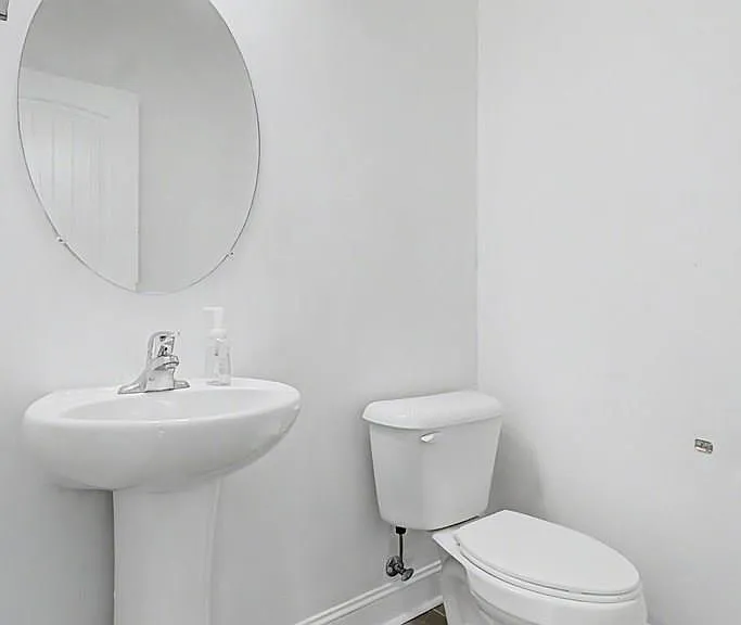 390 Fairview Cir — Photo 15