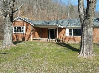 93 Rockwood Rd, Canton, NC 28716