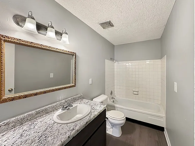 802 N Davidson St — Photo 13