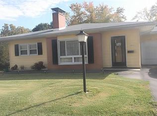 1063 Tonsor Rd, Alton, IL 62002