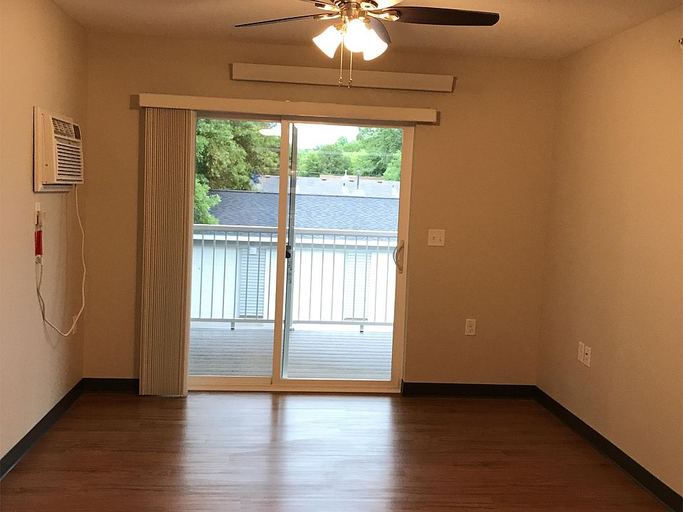 Living Room & Kitchen