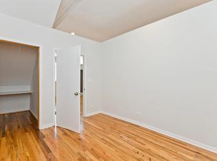 823 N Damen Ave #1F, Chicago, IL 60622
