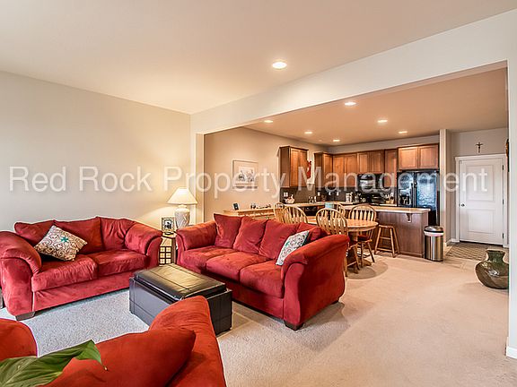2nd image of 1560 Cirque Ln