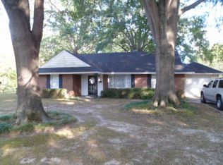 7854 Shamrock Rd, Millington, TN 38053