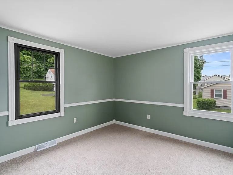 46 Harrison Pl — Photo 11