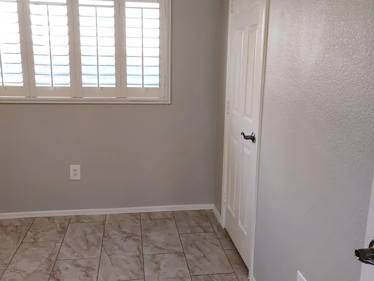 3283 S Bowman Rd — Photo 15
