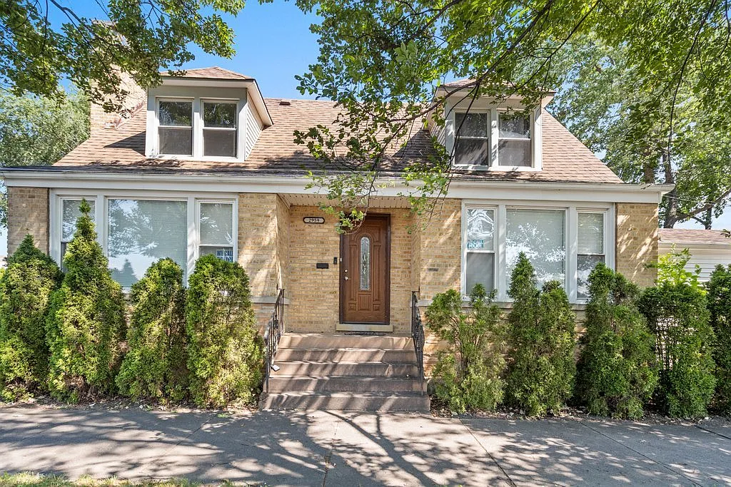 2959 W 55th St photo 1
