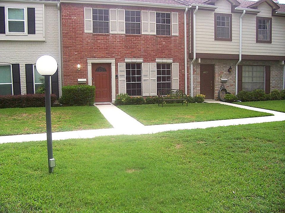 1st image of 1344 Country Place Dr