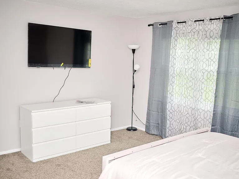 1314 Harwich Dr — Photo 17