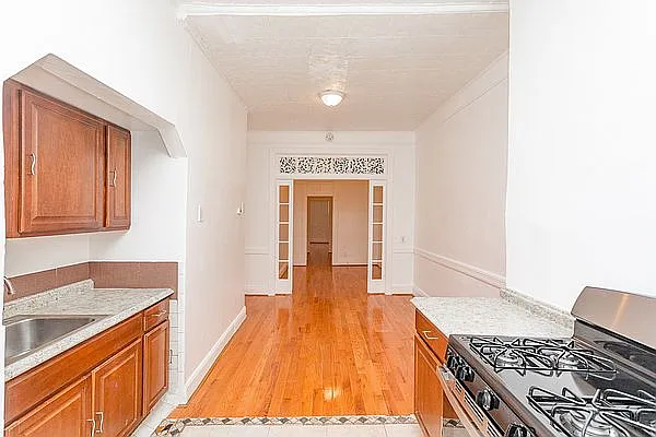 Rented by The InHouse Group | media 13