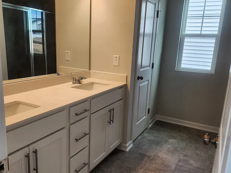 508 Hanover Shore Ln — Photo 10