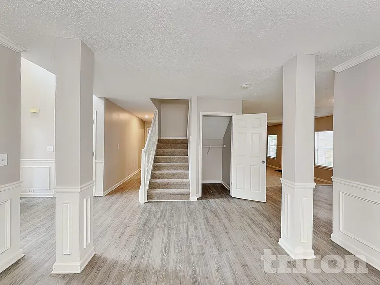 2372 Creel Rd — Photo 4