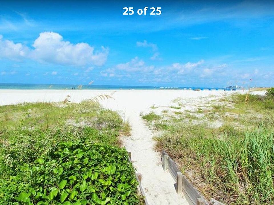 Path to beach