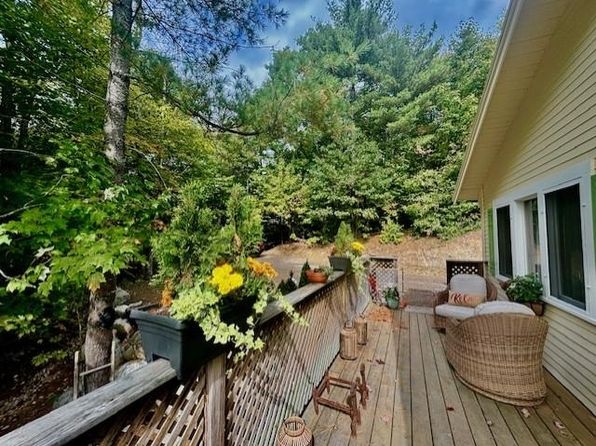 106 Middleton Road, Wolfeboro, NH 03894