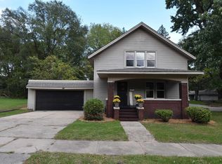 820 Grace Ave, Elkhart, IN 46516