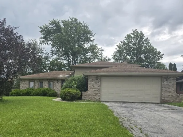 3531 Dale Dr, Crete, IL 60417