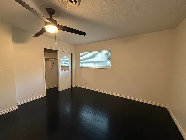 4638 Wilma Dr — Photo 31