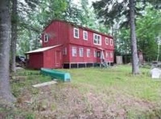 5 Montgomery Rd, Stark, NH 03582