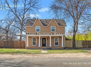215 N Avenue A, Springtown, TX 76082
