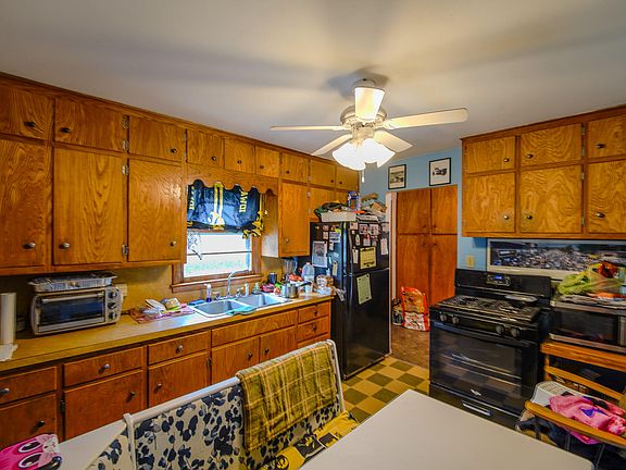 5th image of 1105 Hamilton Rd