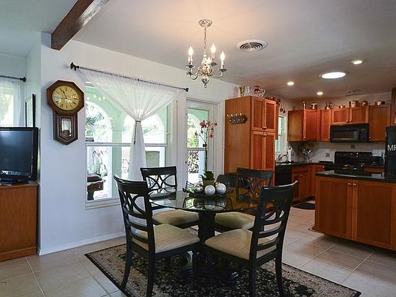 4th image of 1401 Royal Palm Dr S