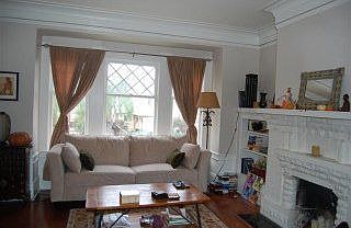 3rd image of 1123 Brunswick St