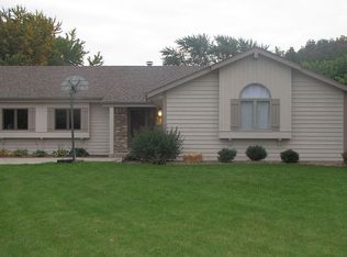 N99W16917 Chick A Dee Ct, Germantown, WI 53022