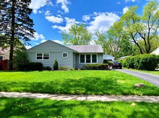 3729 Wren Ln, Rolling Meadows, IL 60008