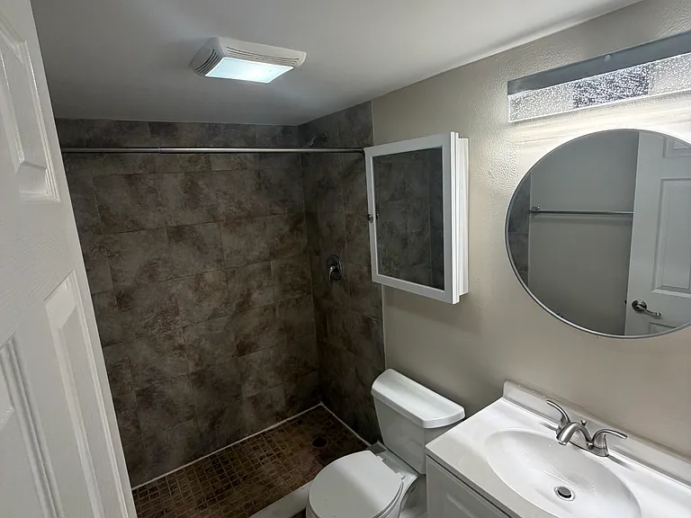 860 NW North River Shores Blvd #868 — Photo 8