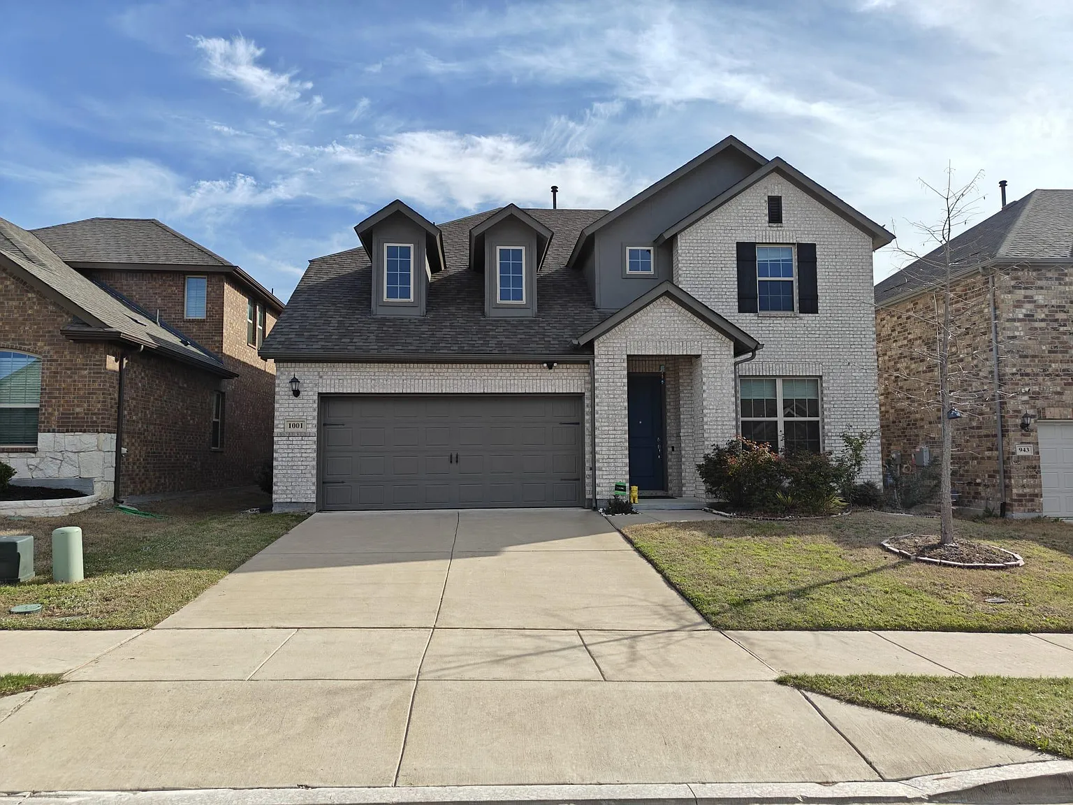4 bed, 3210 sqft, $3,000 — Photo 2