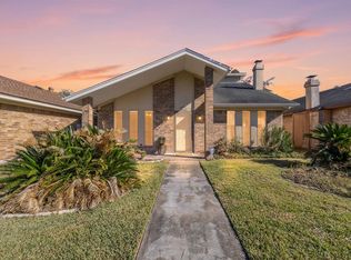 8241 Heartfield Ln, Beaumont, TX 77706