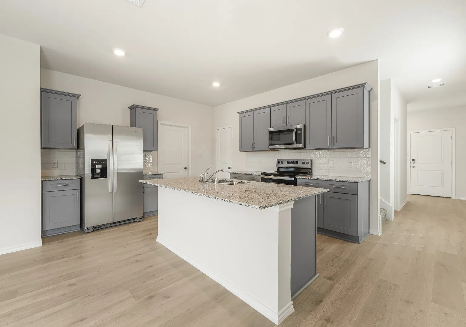 1527 Brooke Drive — Photo 4