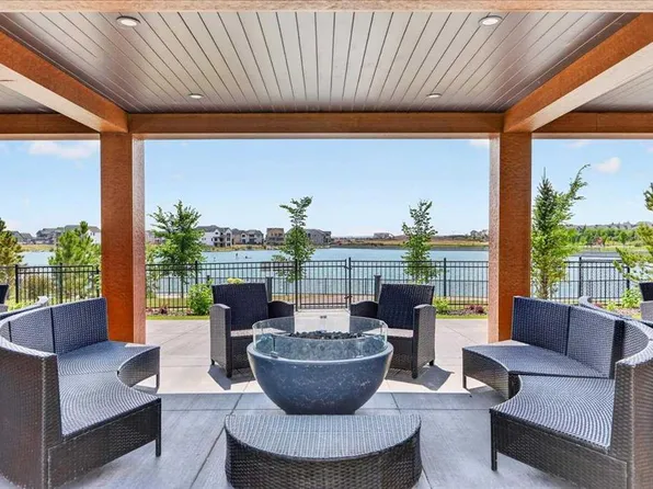 140 W Marina Cv SE #102, Calgary, AB T3M 3P4