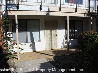 2905 La Costa St APT B, Bakersfield, CA 93306