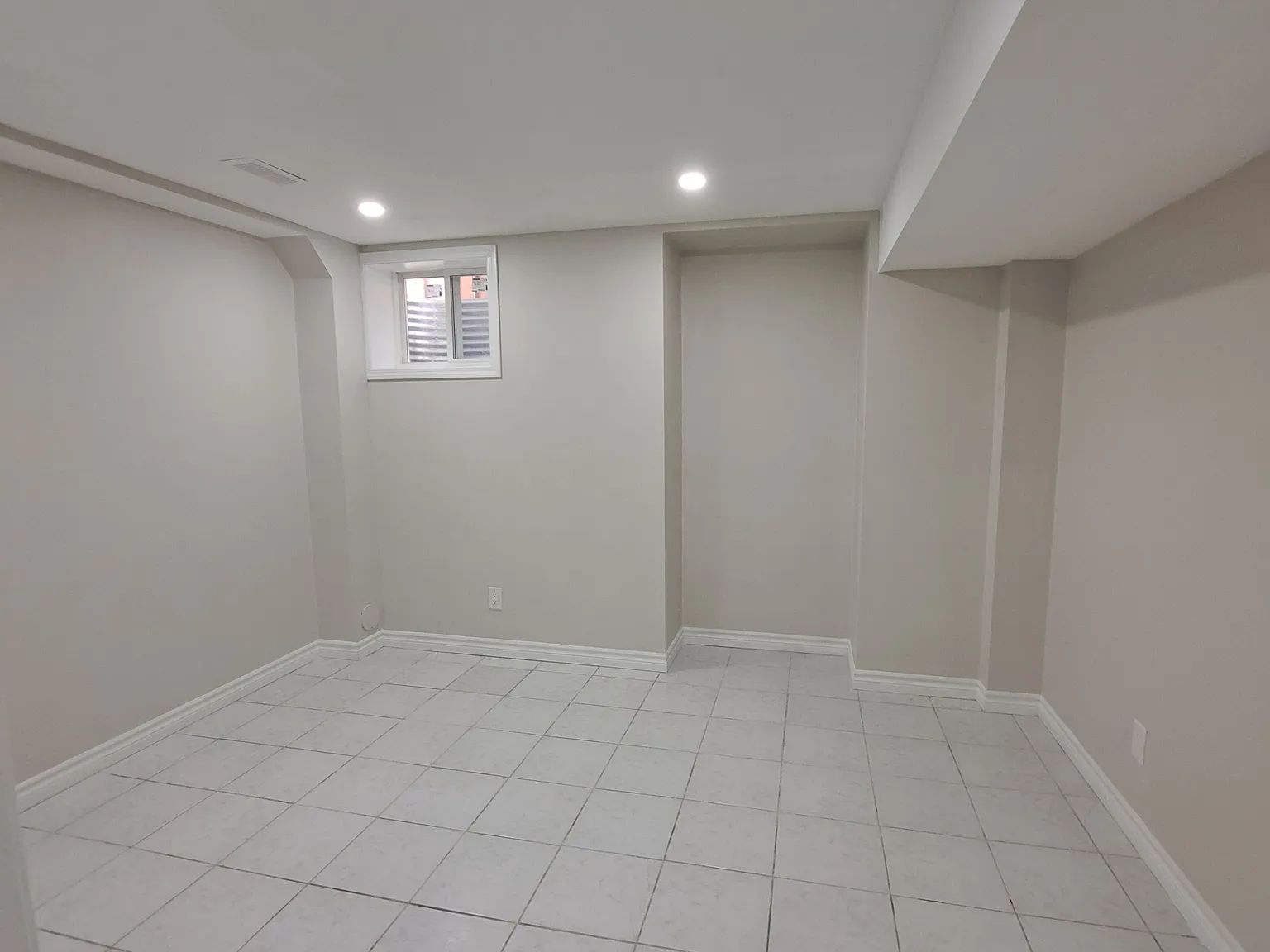 2 bed, $2,000 — Photo 4