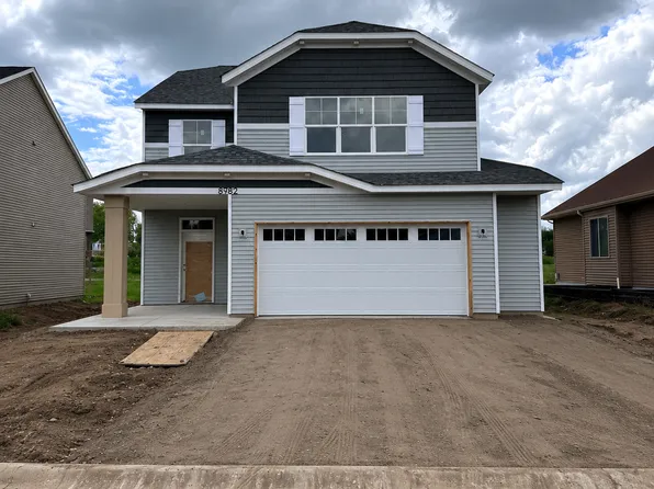 8982 Parkview Cir, Chisago City, MN 55013